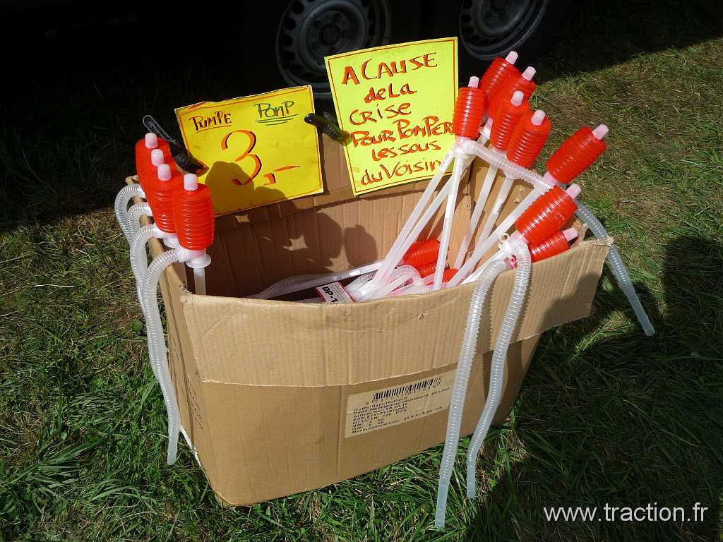 2014_Lipsheim (43).JPG - 33ème Bourse d'échange à Lipsheim, à cause de la crise pour pomper les sous du voisin